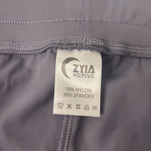 Zyia Dark Gray Peak Zipper Jogger Pants - Picture 6 of 7